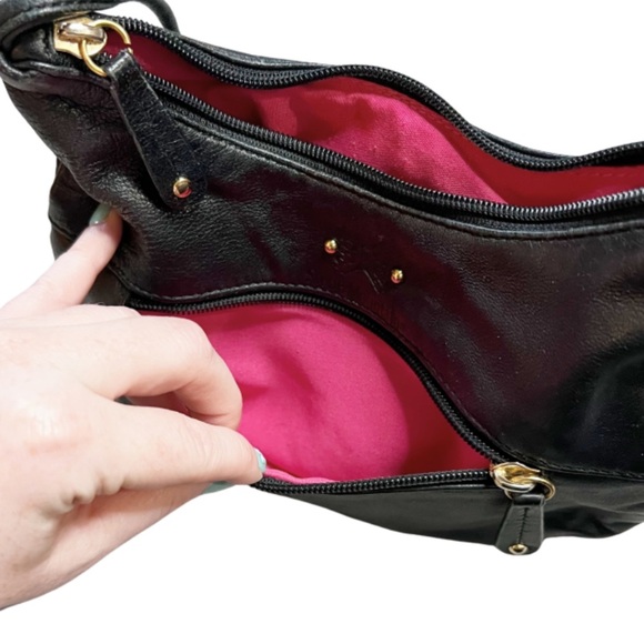 Stone Mountain Heart Quilt Leather Black Cross Body Purse Gold Charm Zipper Bag - Picture 6 of 16